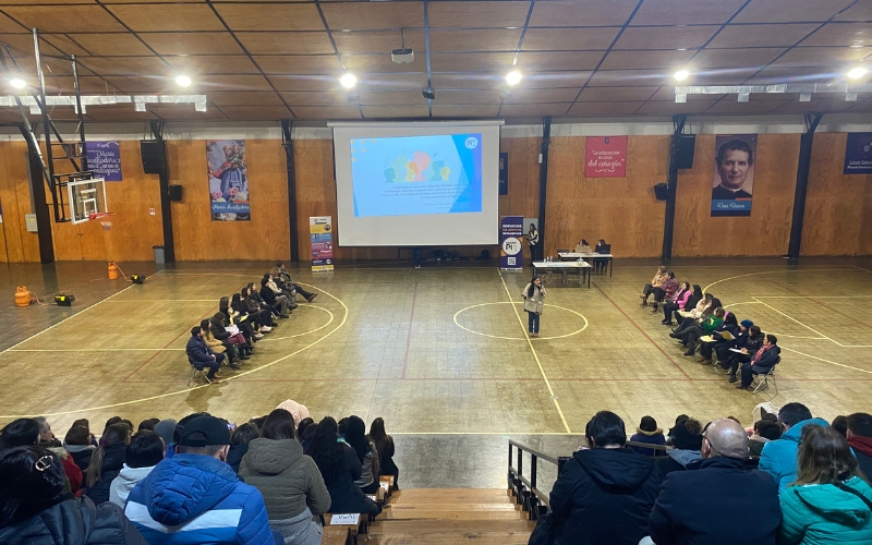 Charlas informativas para padres y apoderados 2024