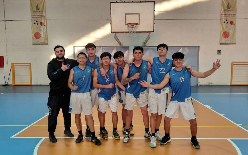 Selección de Básquetbol del LAB brilla con el título municipal y el tercer lugar provincial