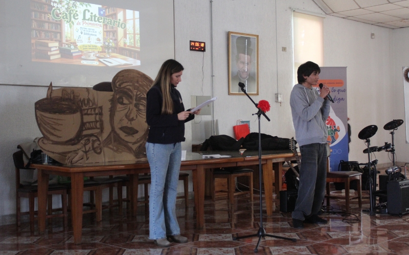 Café Literario de Primavera congregó la creatividad y el talento artístico