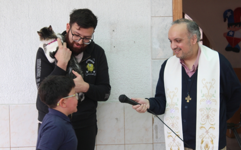Estudiantes de Nivel Inicial vivieron emotiva bendición de mascotas